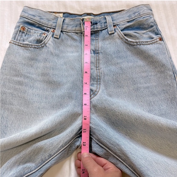 Levi’s Ribcage Split Flare Jean Dazed and Confused Light Washed Blue size 26 - Picture 15 of 16